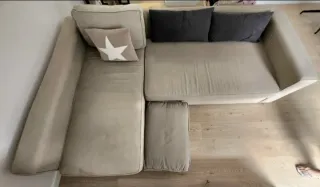 Divano modulare Ikea beige e grigio