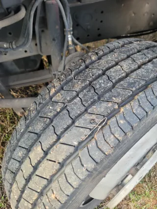 Camión grúa Mercedes-Benz