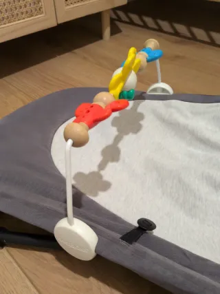 Hamaca BabyBjörn gris URGE