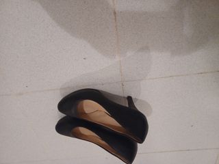 Zapatos de tacón negros