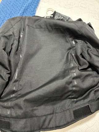 Chaqueta de moto negra