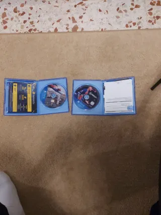 PS4 (PlayStation 4) Negra + Juegos