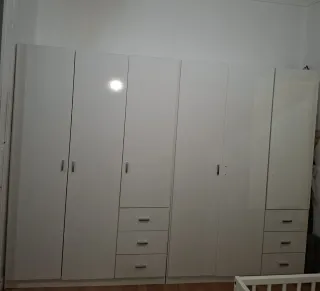 Se venden 2 Armario de 3 puertas blancos