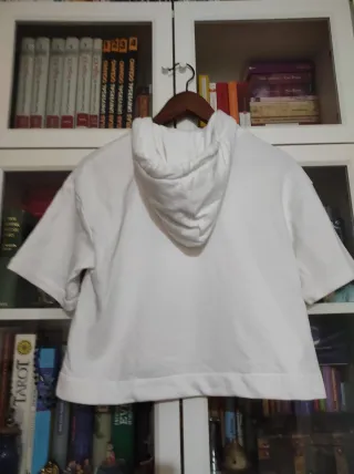 Lote 4 prendas Bershka: 3 sudaderas y 1 jersey