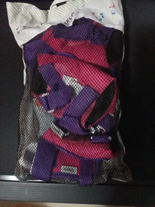 Patinetes en línea + protecciones