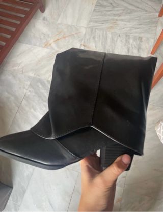 Botas altas negras