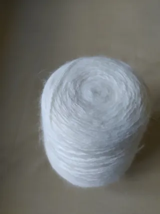 Bobina Lana Angora Blanca