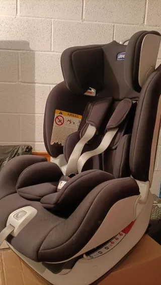 Silla de coche Chicco con Isofix, grupo 0,1 y 2