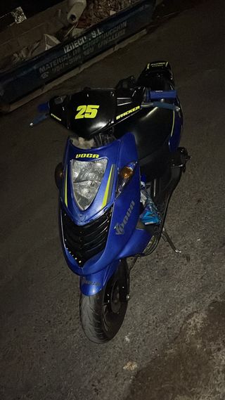 Aprilia Sonic Azul