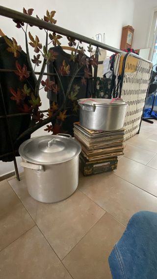 Set di 2 pentole metalliche argentate