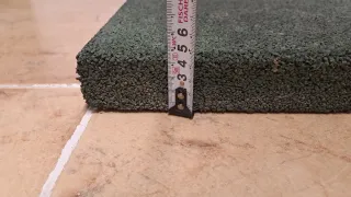 Losa de caucho verde cuadrada 50cm