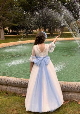 Traje de Comunión 2025 Talla 9/10 con cancán