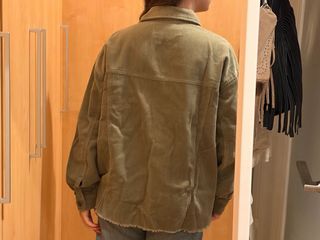 Chaqueta Zara verde militar pana