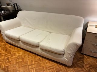 Divano bianco IKEA a tre posti con fodera lavabile