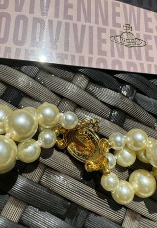 Vivienne Westwood collana perle oro