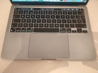 MACBOOK PRO M1 16/512 PRACTICAMENTE NUEVO