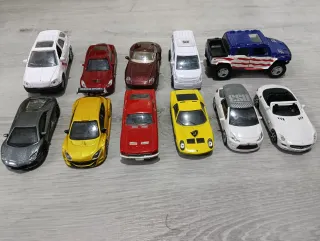 Lote 11 coches Burago y otros escala 1:43