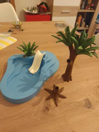 Playmobil Piscina con Tobogán y Palmera