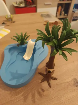 Playmobil Piscina con Tobogán y Palmera