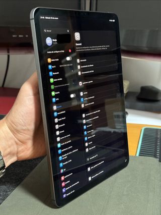 iPad Pro 11" 2ª Gen M2 Wi-Fi + Cellular