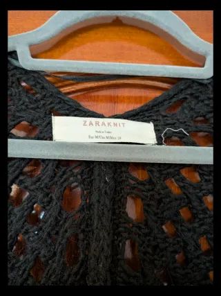 Chaqueta Zara calada negra talla única