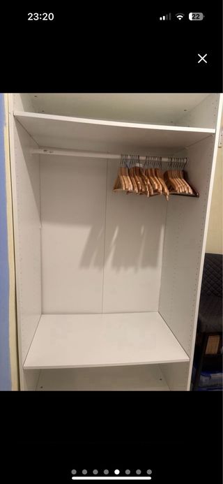 Guardaroba Pax bianco di Ikea