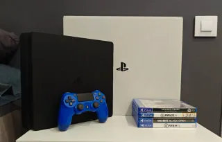PS4 Slim 1TB Negra + Mando Azul + 4 Juegos
