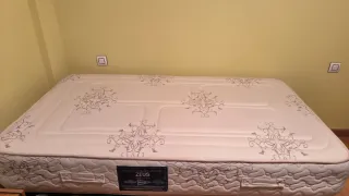 Colchón de muelles ensacados y viscoelastico