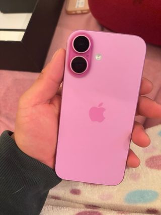 iPhone 16 Rosa 90% Batería