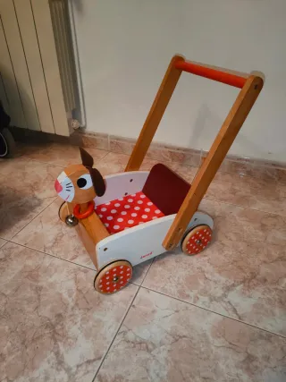 Cochecito primeros pasos de madera