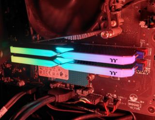RAM Thermaltake DDR4 3600MHz 16GB (2x8GB)