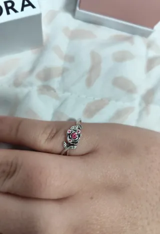 Anillo Pandora Disney La Bella y la Bestia