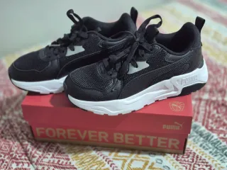 Deportivas Puma Negras Talla 37