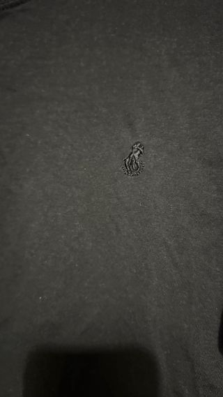 Camiseta negra básica