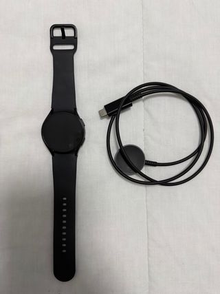 Samsung Galaxy Watch 6 40mm Beige y Negro