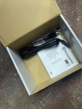 Cargador Husqvarna 40-C80 (EU)