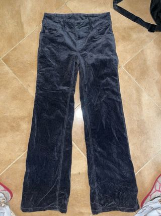 Pantalones pana tiro bajo corte recto/flaire gris