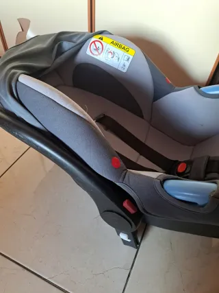 Seggiolino auto neonato