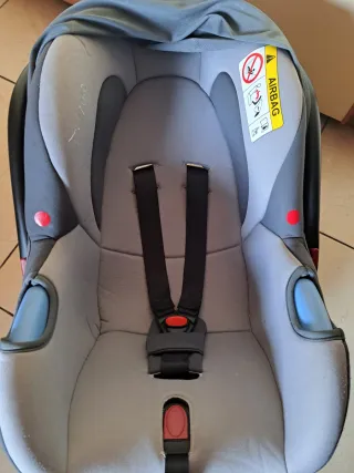 Seggiolino auto neonato