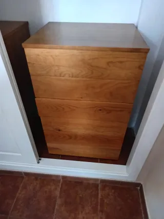 Cómoda de madera