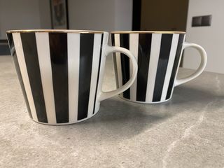 Tazas Cristina Oria Rayas Negras y Blancas