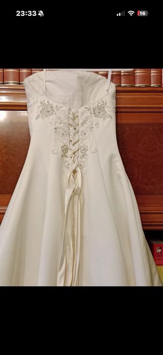 Vestido de Novia con Estola
