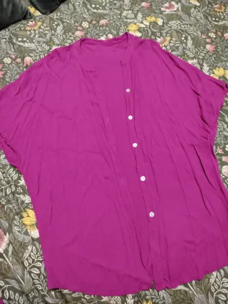 Conjunto falda y camisa rosa fucsia