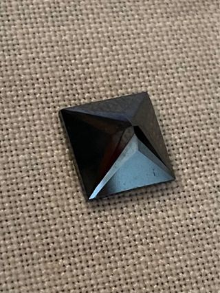 Diamante Negro Talla Princesa 7.27 CT.