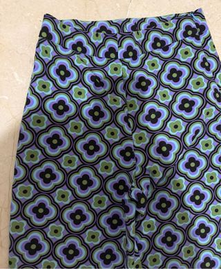 Pantalón campana estampado