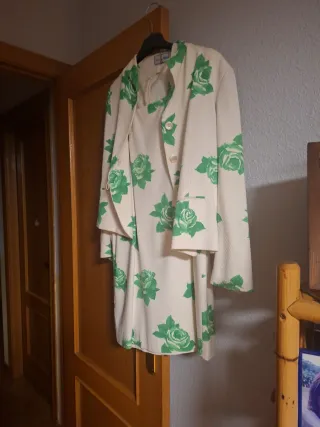 Vestido y chaqueta piqué flores verdes T40-42
