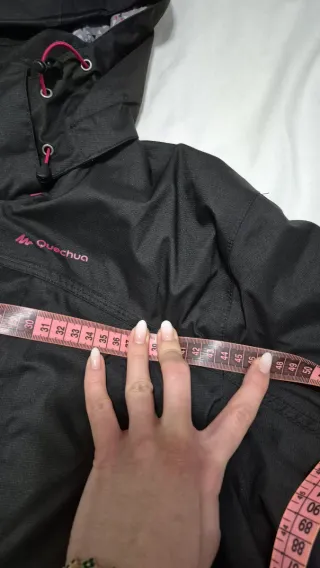 Chaqueta Impermeable Quechua 2XL Negra y Rosa