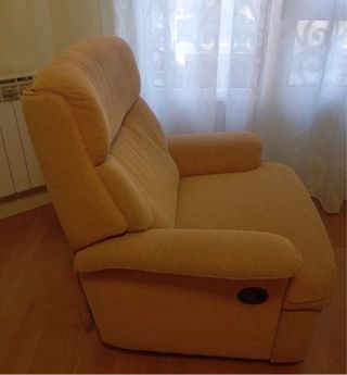 Sillón reclinable tela, en muy buen estado.