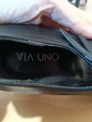 Zapatos de salón mujer negros piel retro. T40