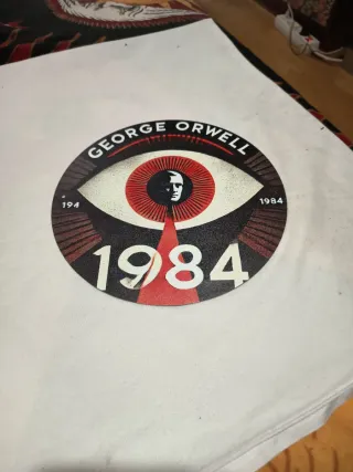 Placa metálica 1984 George Orwell 20cm